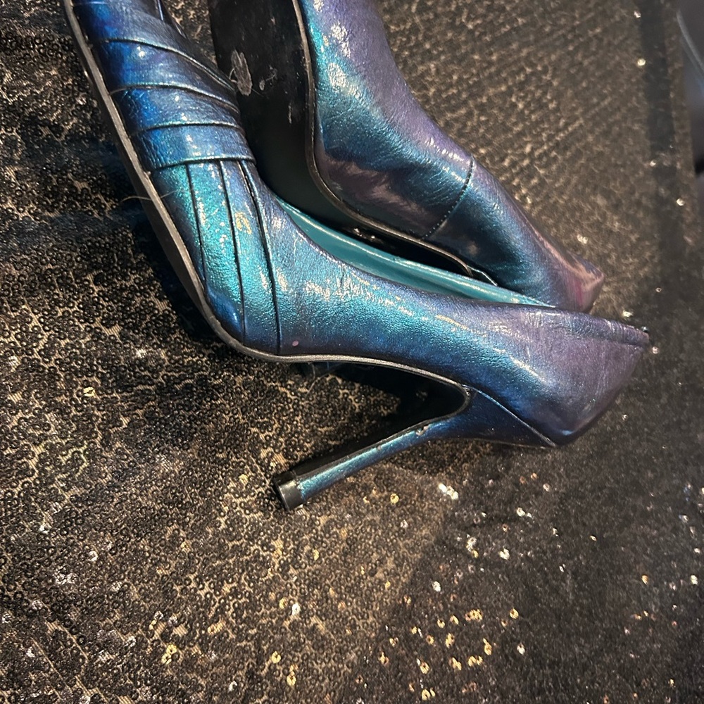 Metallic Blue (INC) color shift (Maurices) and gold (Michel Kors) Heels size 8 - Picture 8 of 11